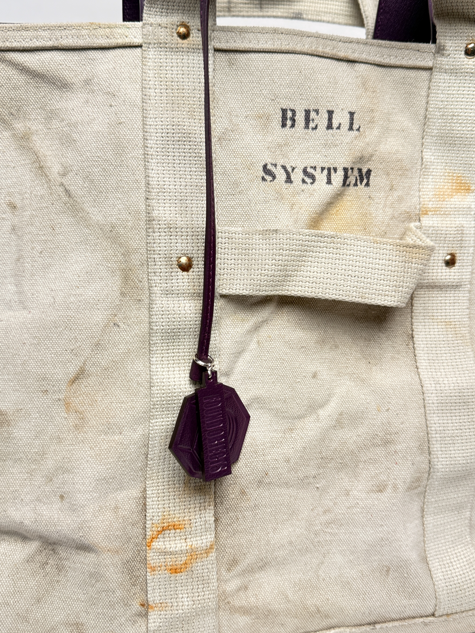Bell Bag Cassis